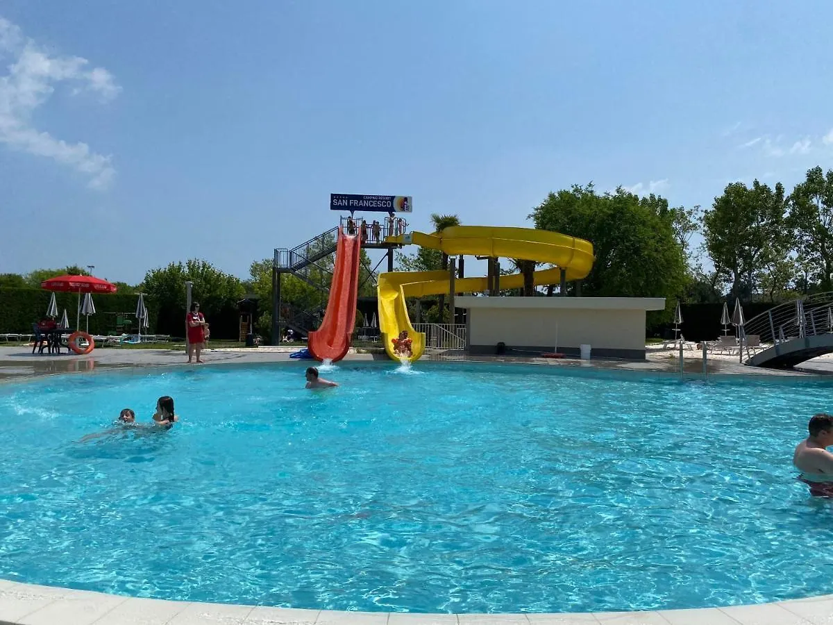 Campsite Volare Camp In Villaggio San Francesco Duna Verde